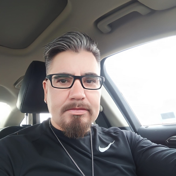 Meet your Posher, Victor - Picture 1 of 1